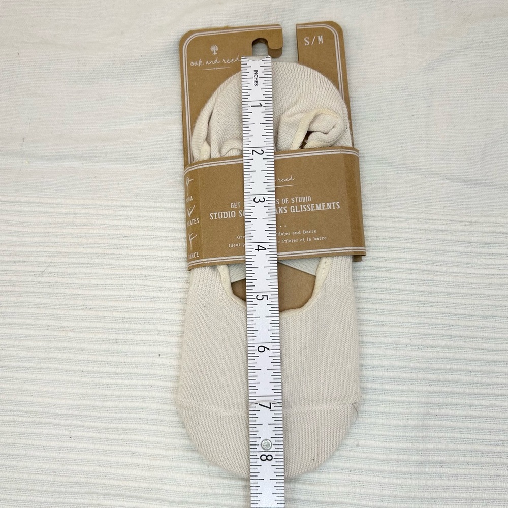Oak and Reed "Get a Grip" Studio Socks - Picture 3 of 4